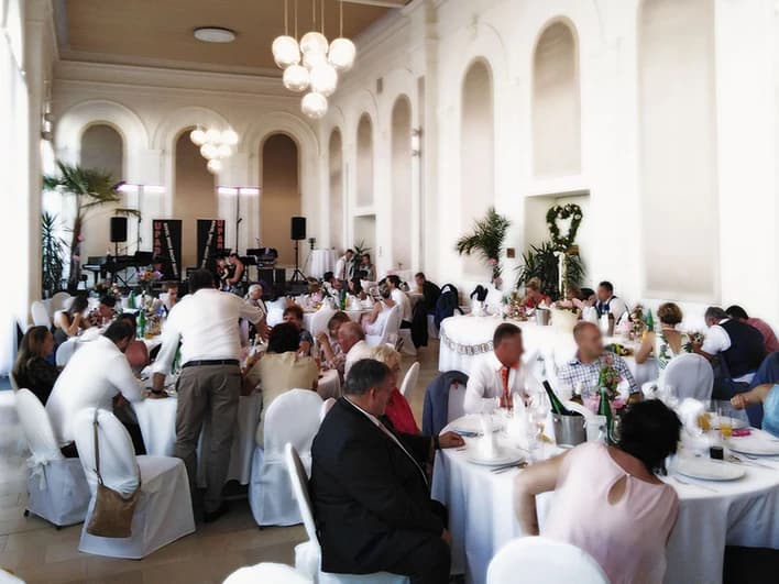 Hochzeitsband in Oberösterreich und Niederösterreich buchen – Up and Down Live-Musik