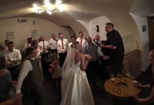 Hochzeitsband in Baden buchen – Livemusik für Ihre Traumhochzeit